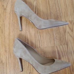 Sam Edelman Hazel Pump Oatmeal Suede